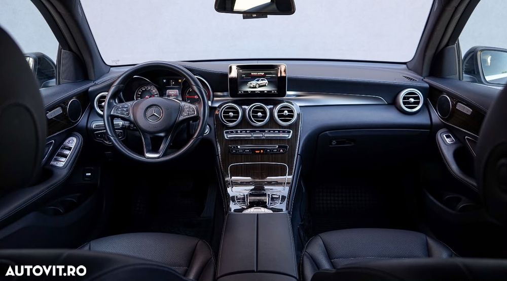 Mercedes-Benz GLC - 1