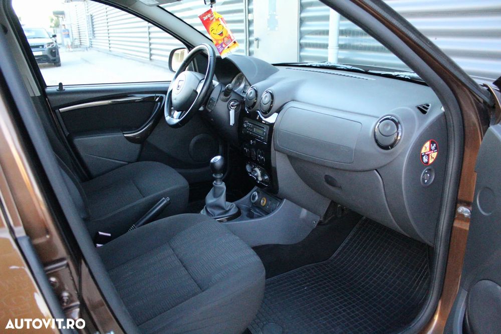 Dacia Duster 1.5 dCi 4x4 Laureate - 8
