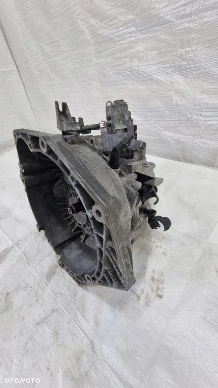 SKRZYNIA BIEGÓW F40 OPEL INISGNIA A 2,0 CDTI - 4