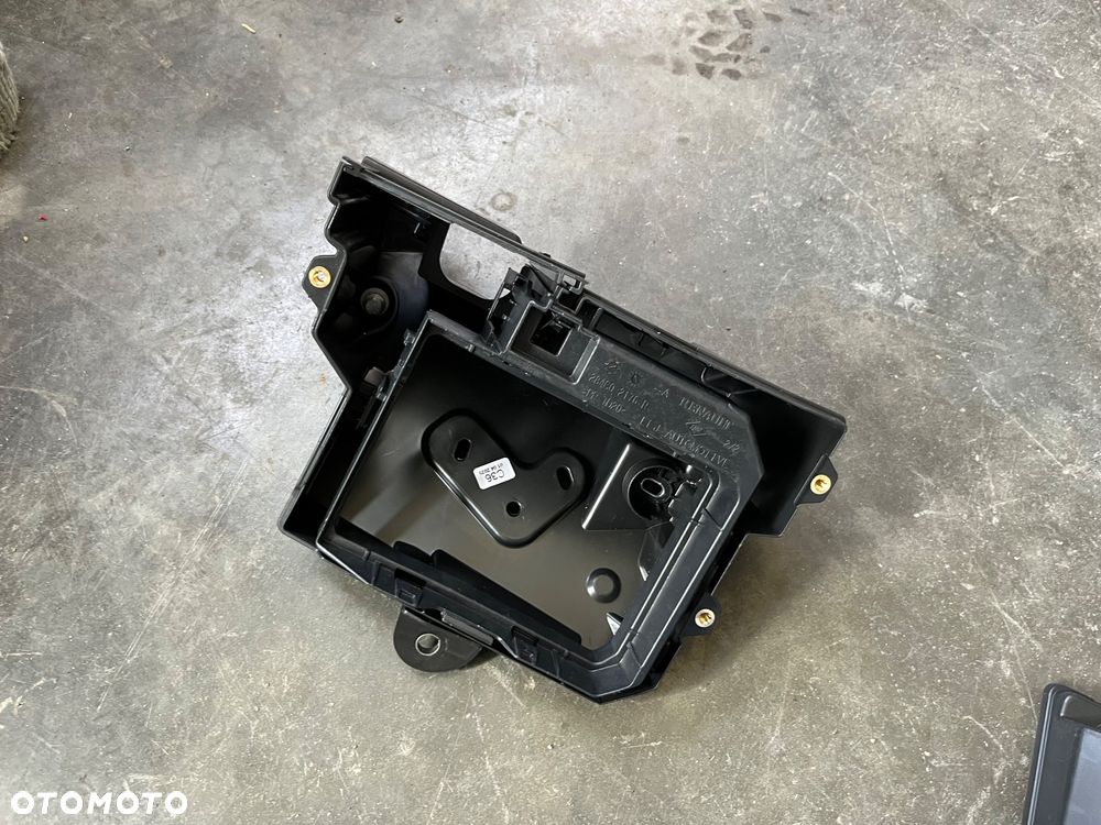 Obudowa skrzynka bezpieczników kompletna Dacia Duster III 2025R - 2