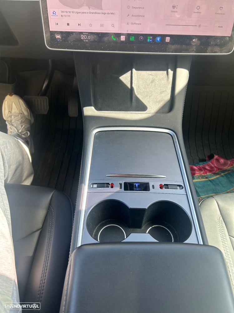 Tesla Model Y Standard RWD - 7