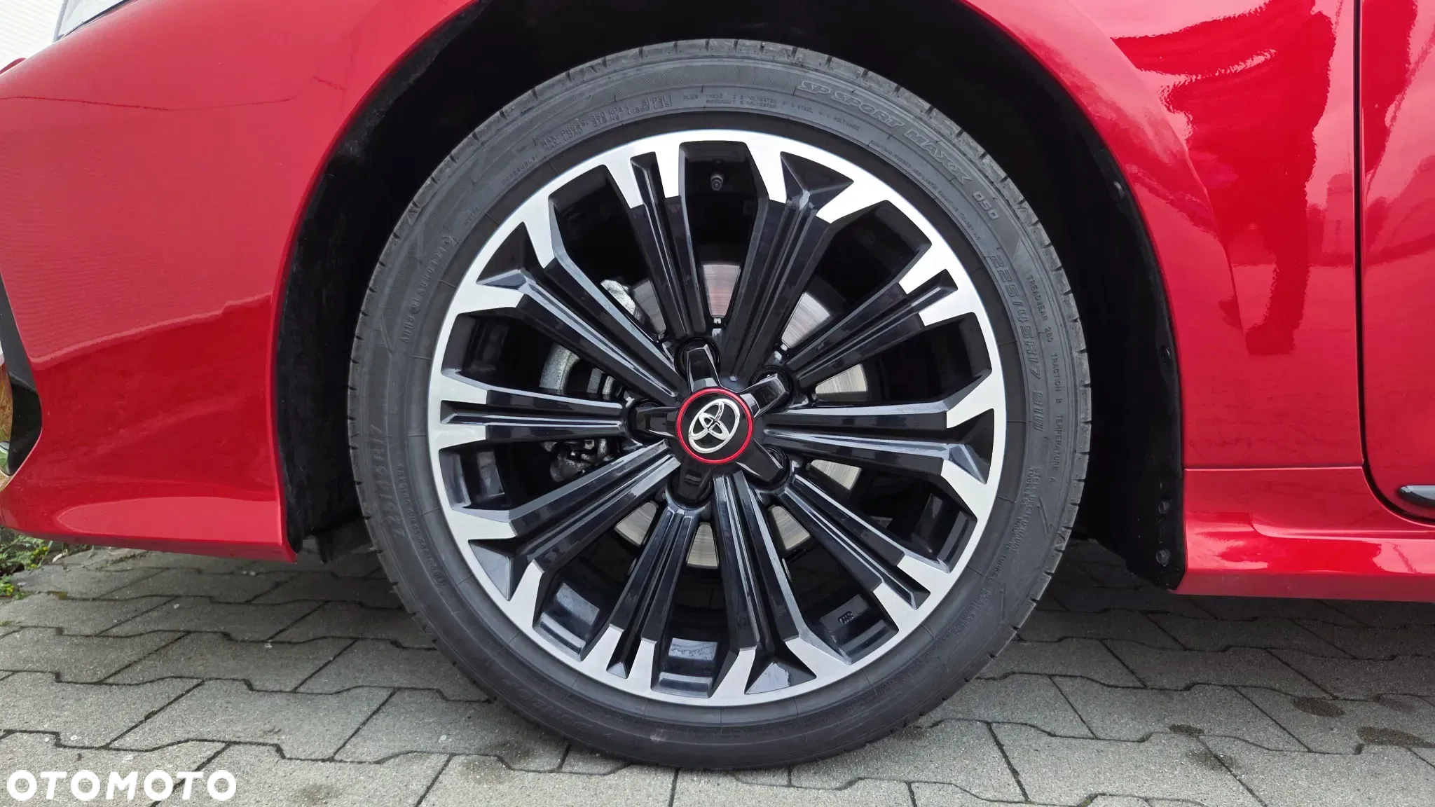 Toyota Corolla 1.8 Hybrid GR Sport - 24