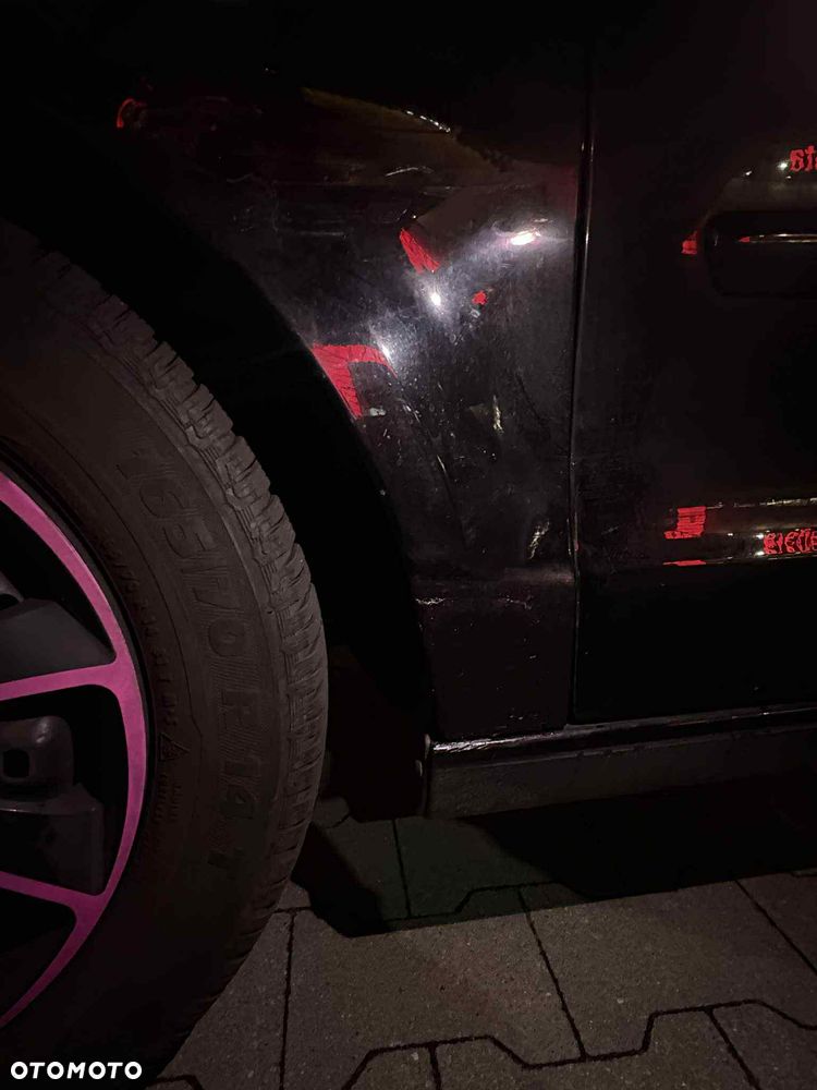 Volkswagen Polo - 11