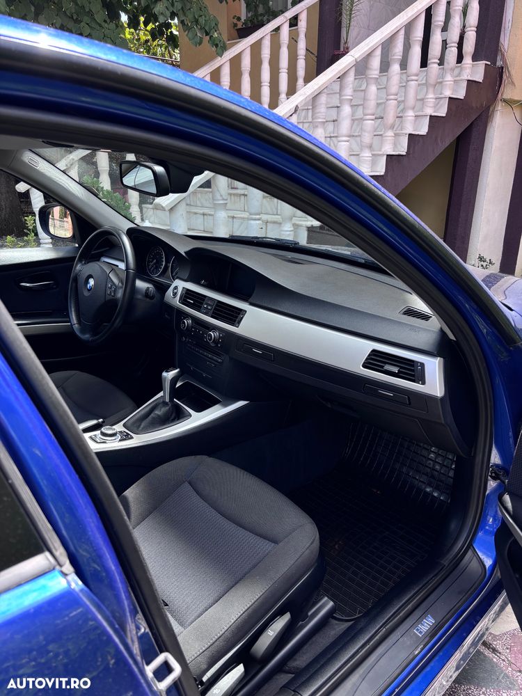 BMW Seria 3 320d DPF - 8