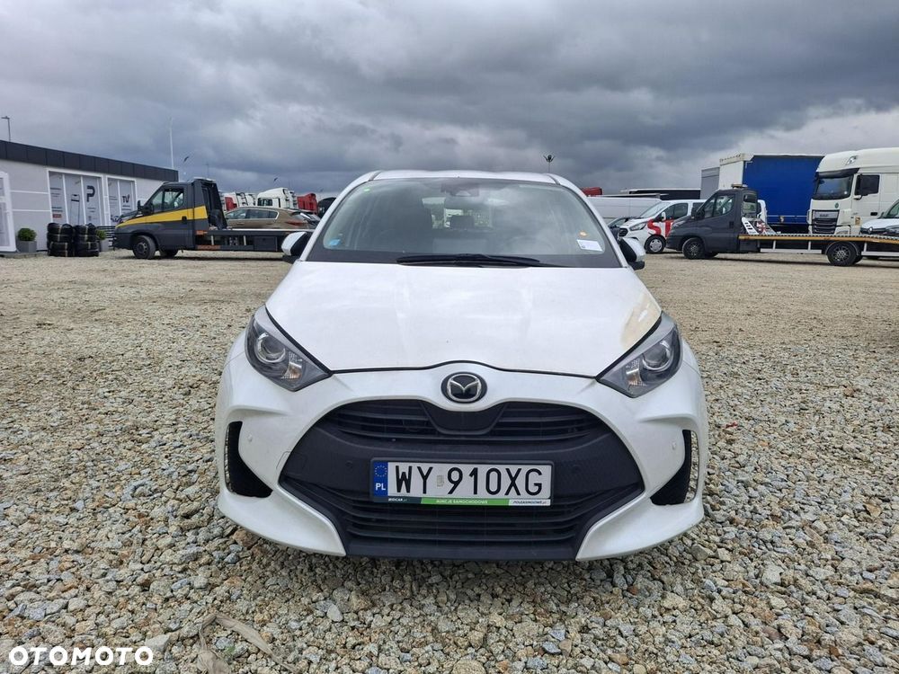 Mazda 2 Hybrid - 3