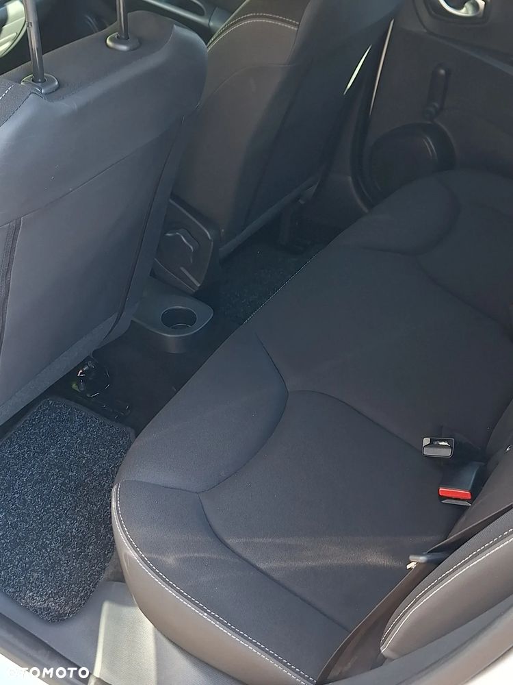 Renault Clio Energy dCi 90 EDC Intens - 19