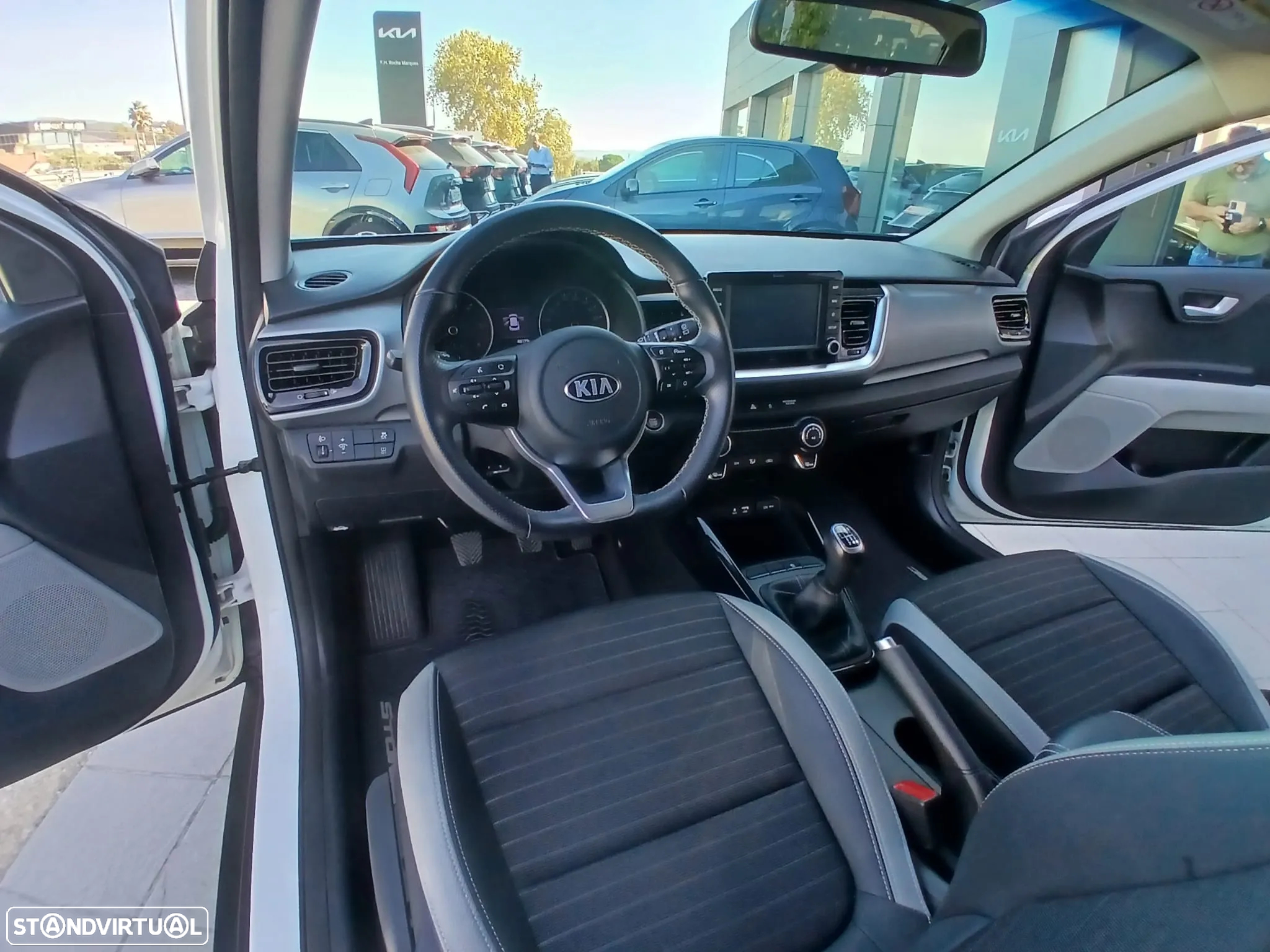 Kia Stonic 1.6 CRDi TX - 15
