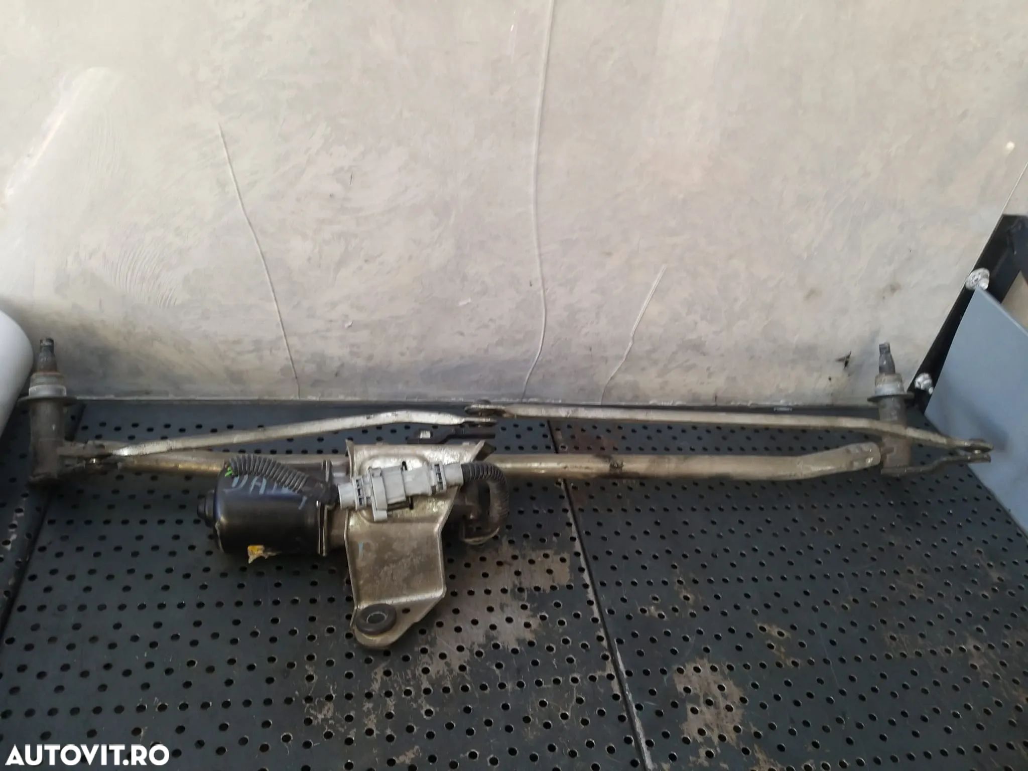 Ansamblu stergator motoras iveco daily - 1