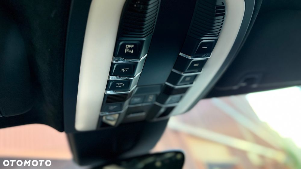 Porsche Panamera - 15