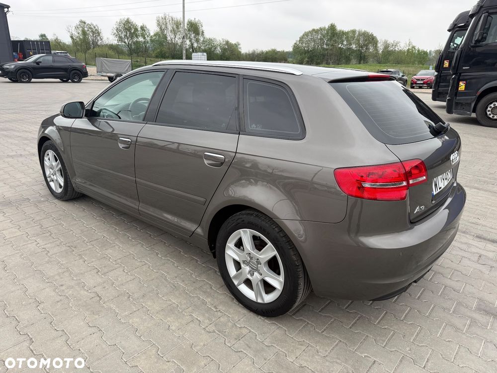 Audi A3 Sportback 1.6 TDI Attraction - 6