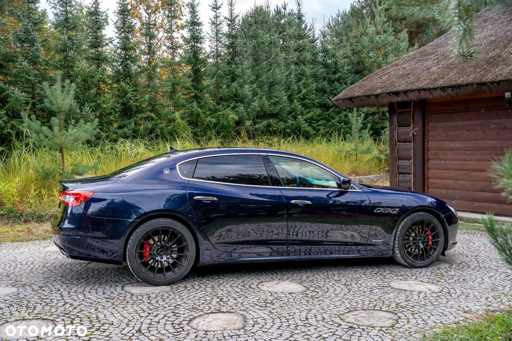 Maserati Quattroporte Q4 GranLusso S - 15
