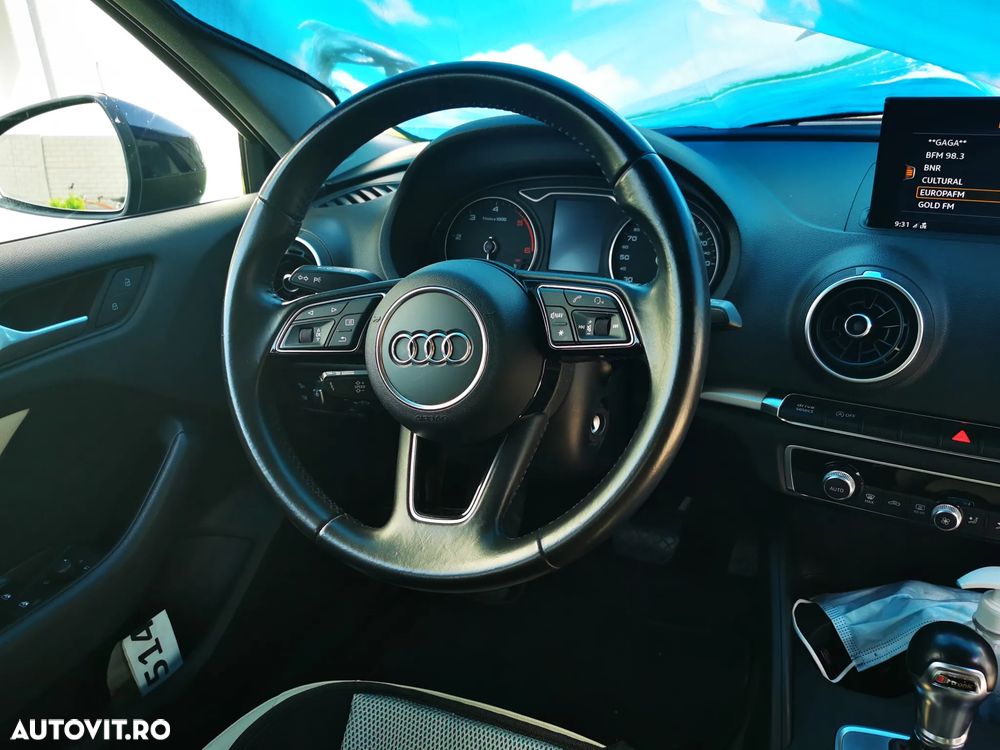 Audi A3 2.0 TDI Stronic Attraction - 4