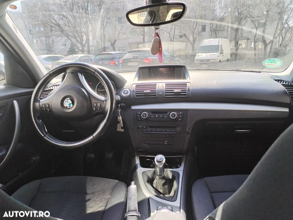 BMW Seria 1 116d - 8