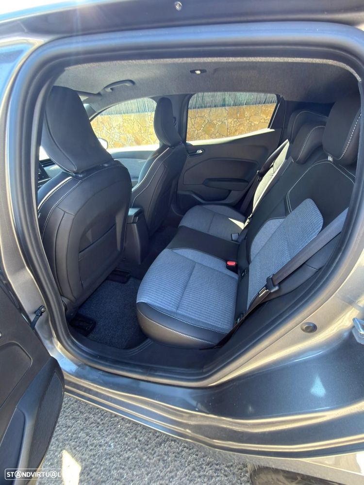 Renault Clio 1.0 TCe Techno - 6