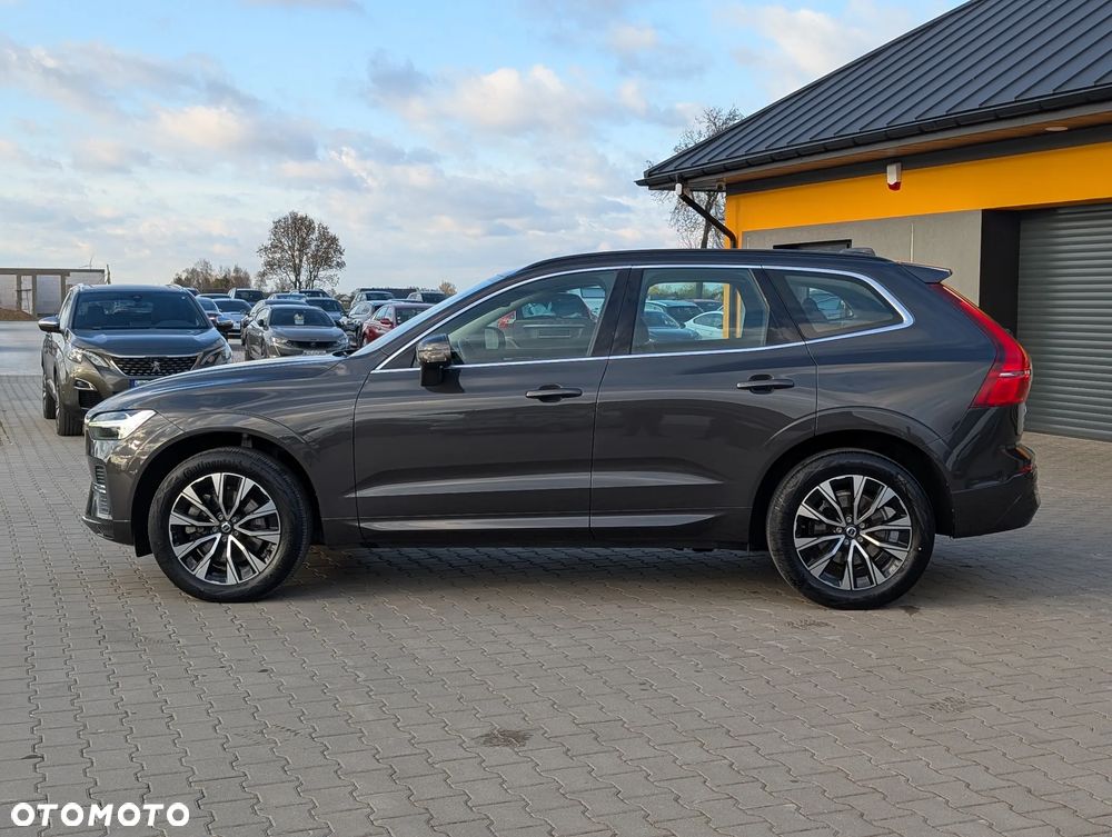 Volvo XC 60 B4 B Essential - 9