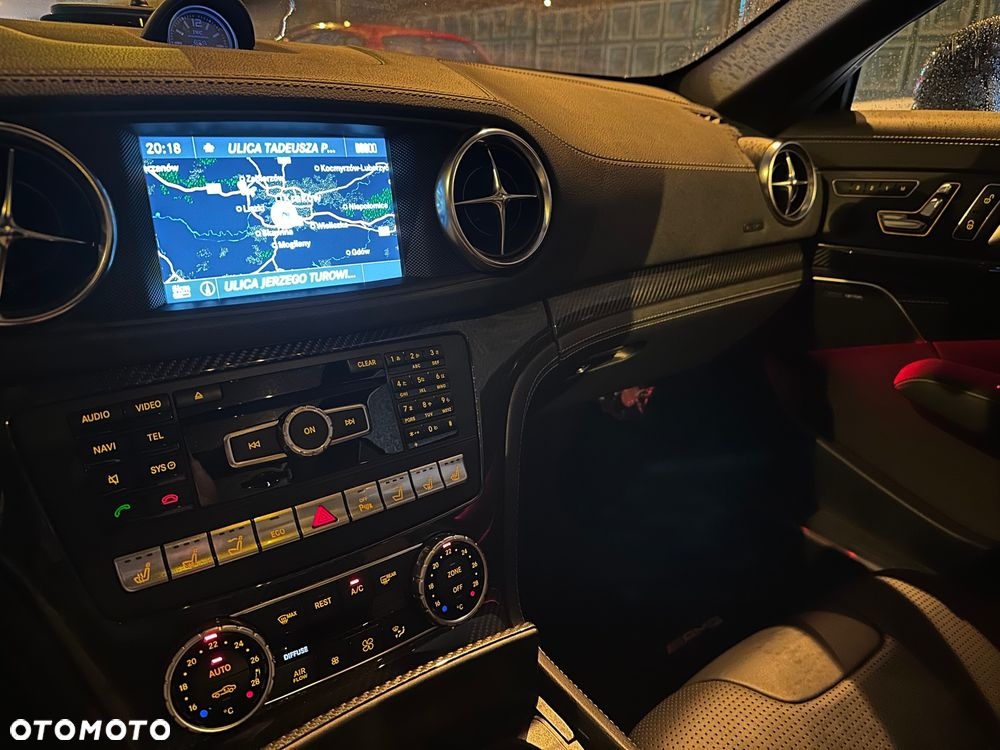Mercedes-Benz SL AMG 63 AMG Speedshift 7G-MCT - 34