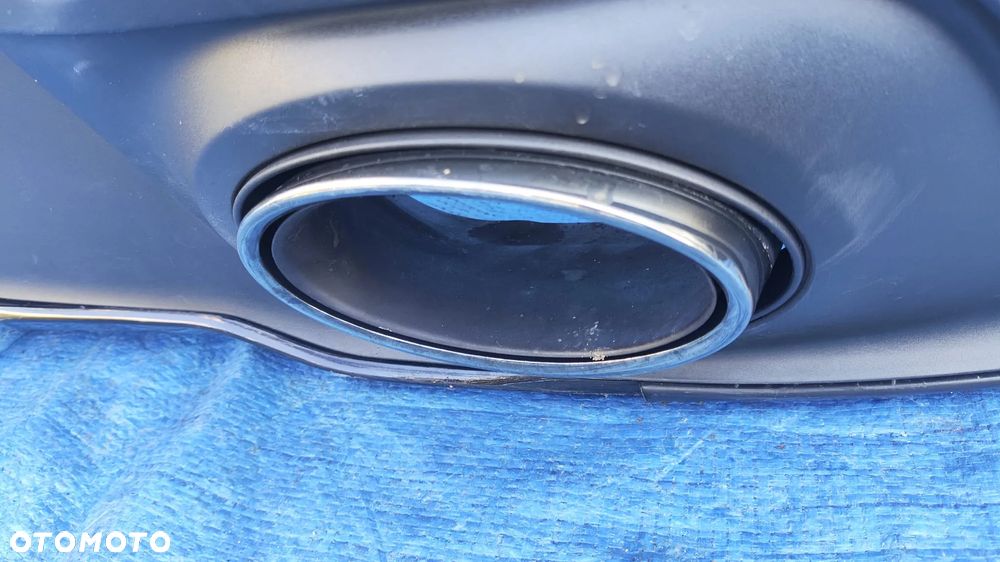 ZDERZAK TYŁ TYLNY CZARNY NA CZĘŚCI KOŃCÓWKA WYDECHU TŁUMIKA BLENDA EMBLEMAT NAPIS ODBLASK CZUJNIK COFANIA PDC ZAŚLEPKA HAKA SPOILER DYFUZOR PORSCHE 911 992 CARRERA S - 9