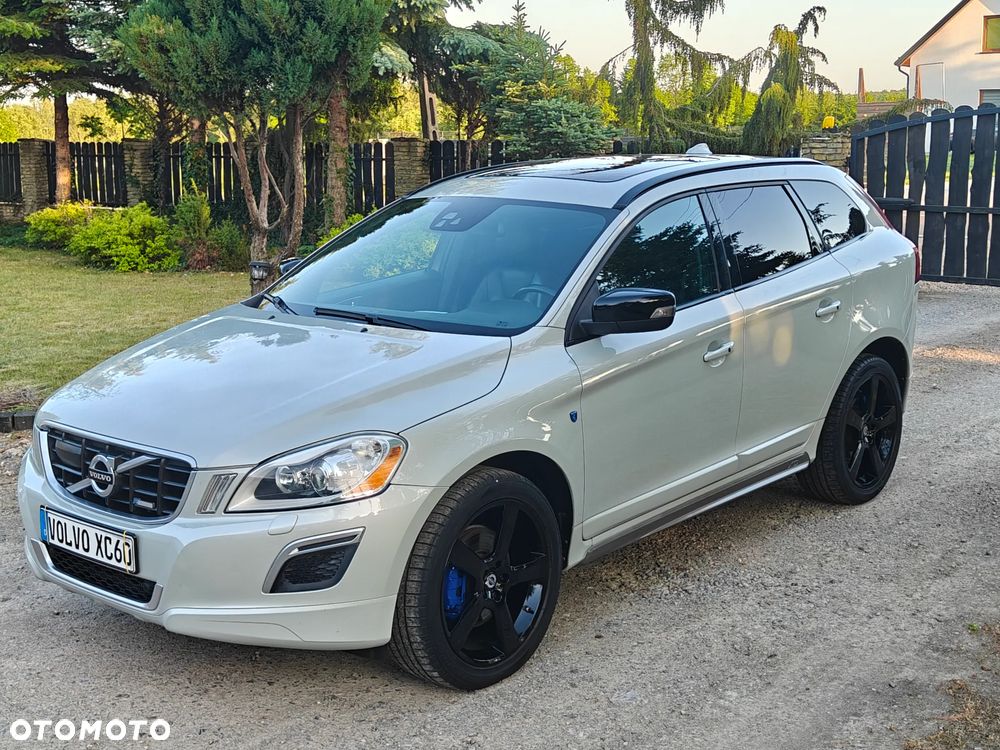 Volvo XC 60 T6 AWD R-Design - 1