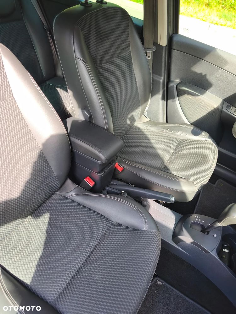Renault Clio - 17
