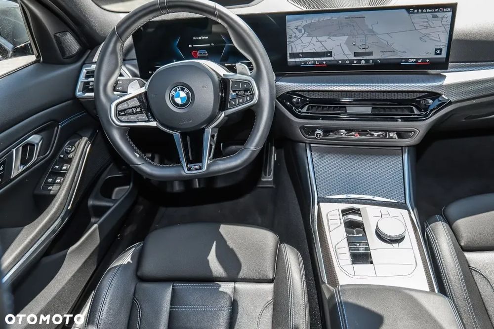 BMW Seria 3 330i xDrive M Sport - 13