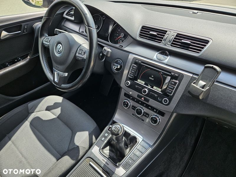 Volkswagen Passat 2.0 TDI 4Mot Comfortline - 6