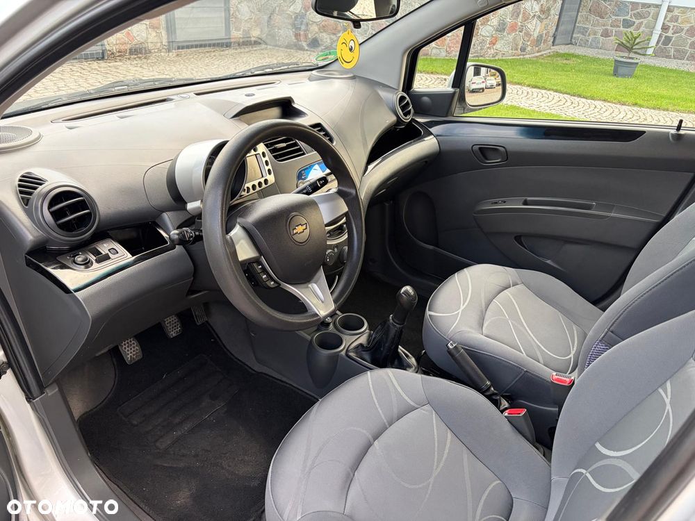 Chevrolet Spark 1.2 LS+ - 23