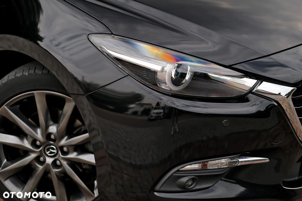 Mazda 3 - 5