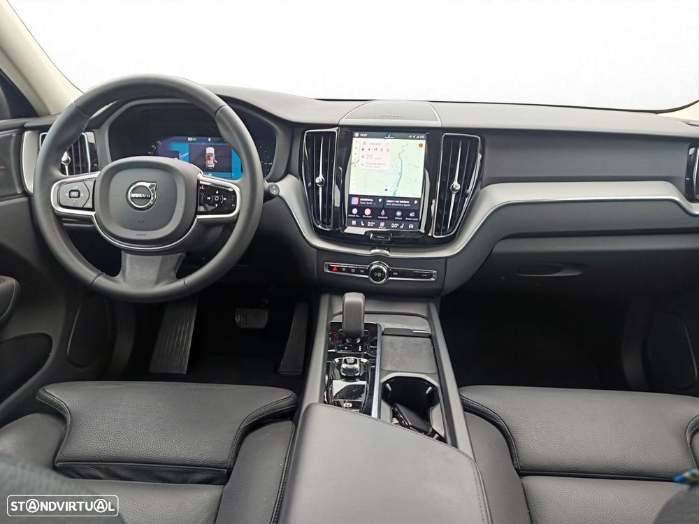Volvo XC 60 2.0 T6 PHEV Plus Dark AWD - 11