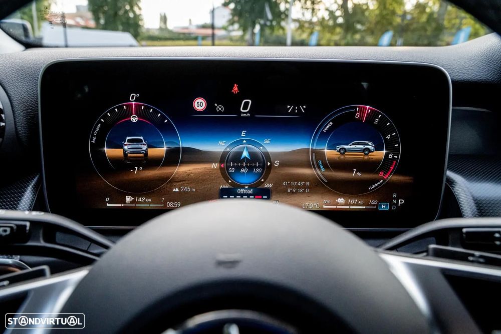 Mercedes-Benz GLC 300 e 4Matic 9G-TRONIC AMG Line Advanced - 35