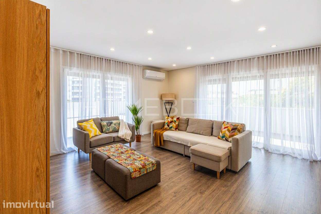 T3 Novo com Terraço e Garagem na Rua Ivone Silva - Grande imagem: 2/30