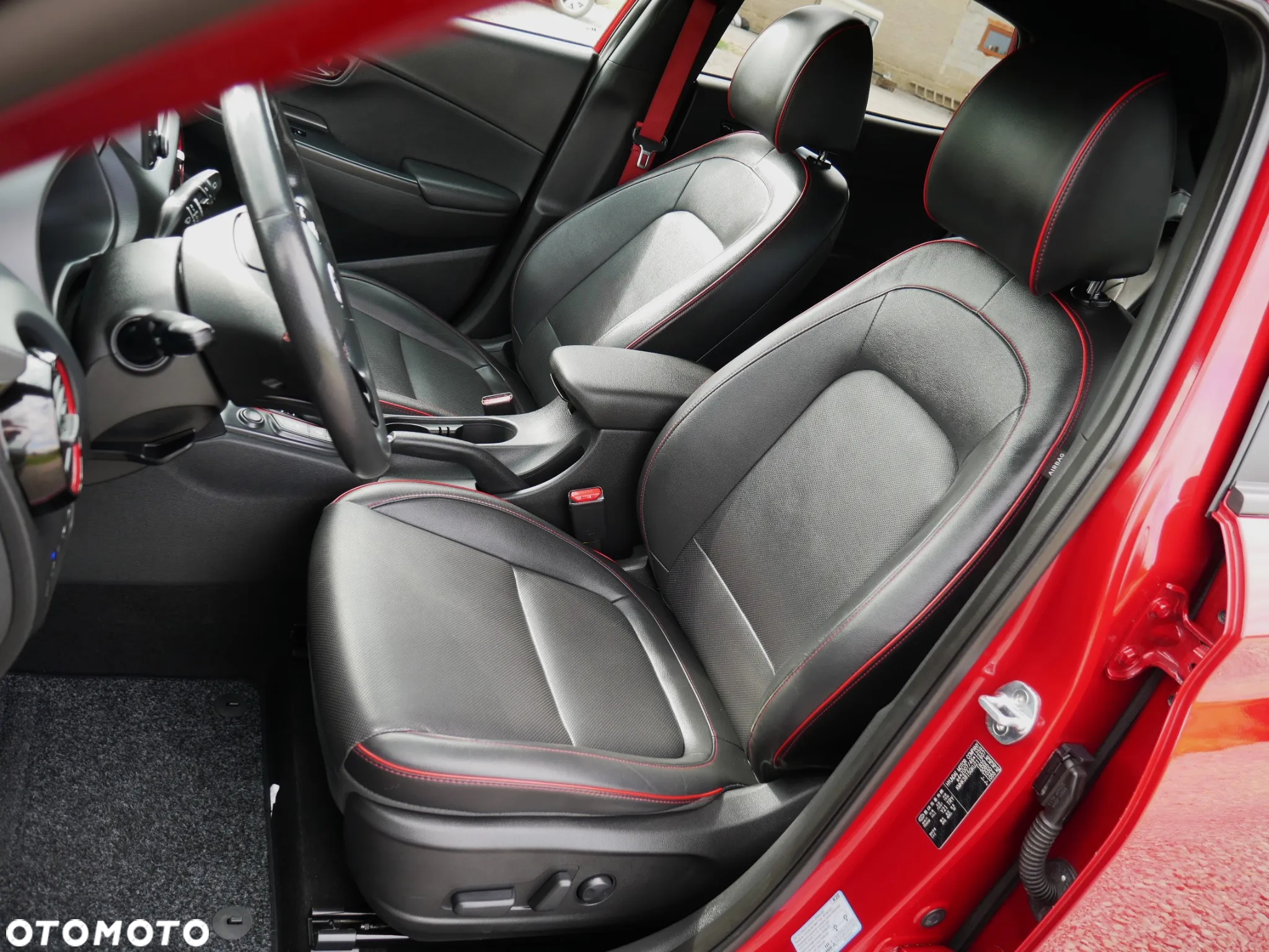 Hyundai Kona 1.6 T-GDI DCT Premium - 24