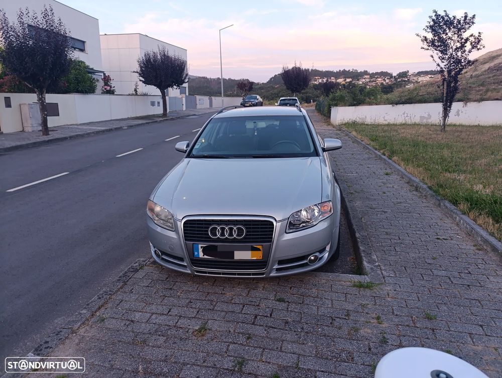 Audi A4 Avant 2.0 TDI Advance - 7