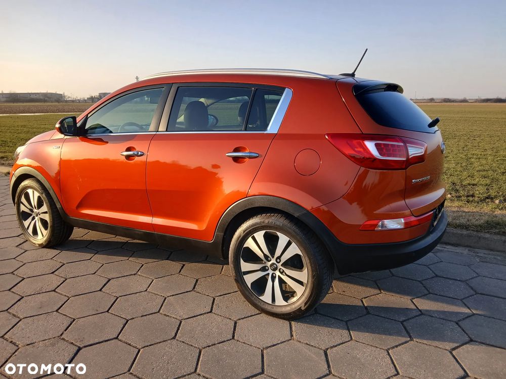Kia Sportage 2.0 CRDI 4WD Automatik Fifa World Cup Edition - 10