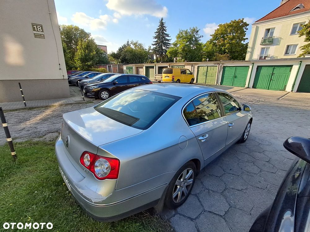Volkswagen Passat 1.8 TSI Comfortline - 4