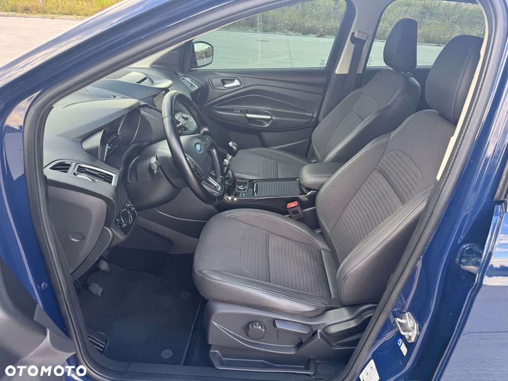 Ford Kuga 2.0 TDCi 4WD Trend - 26