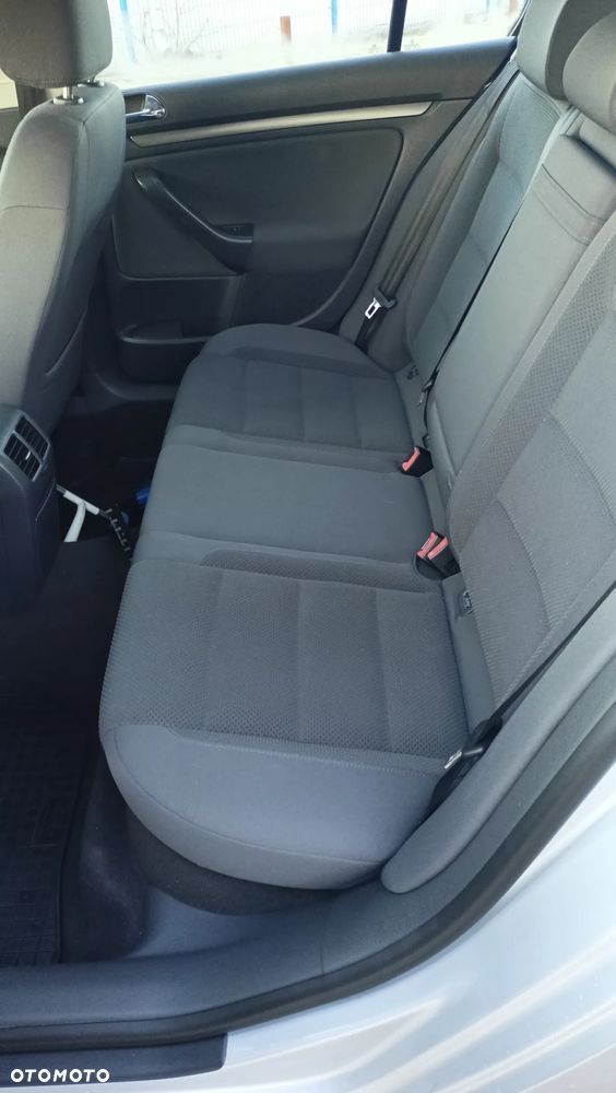 Volkswagen Golf 1.9 TDI Comfortline - 10