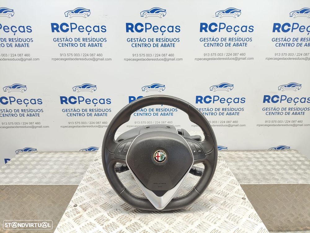 Volante Completo Flat Bottom Pele Costura Branca Alfa Romeo Giulietta - 9