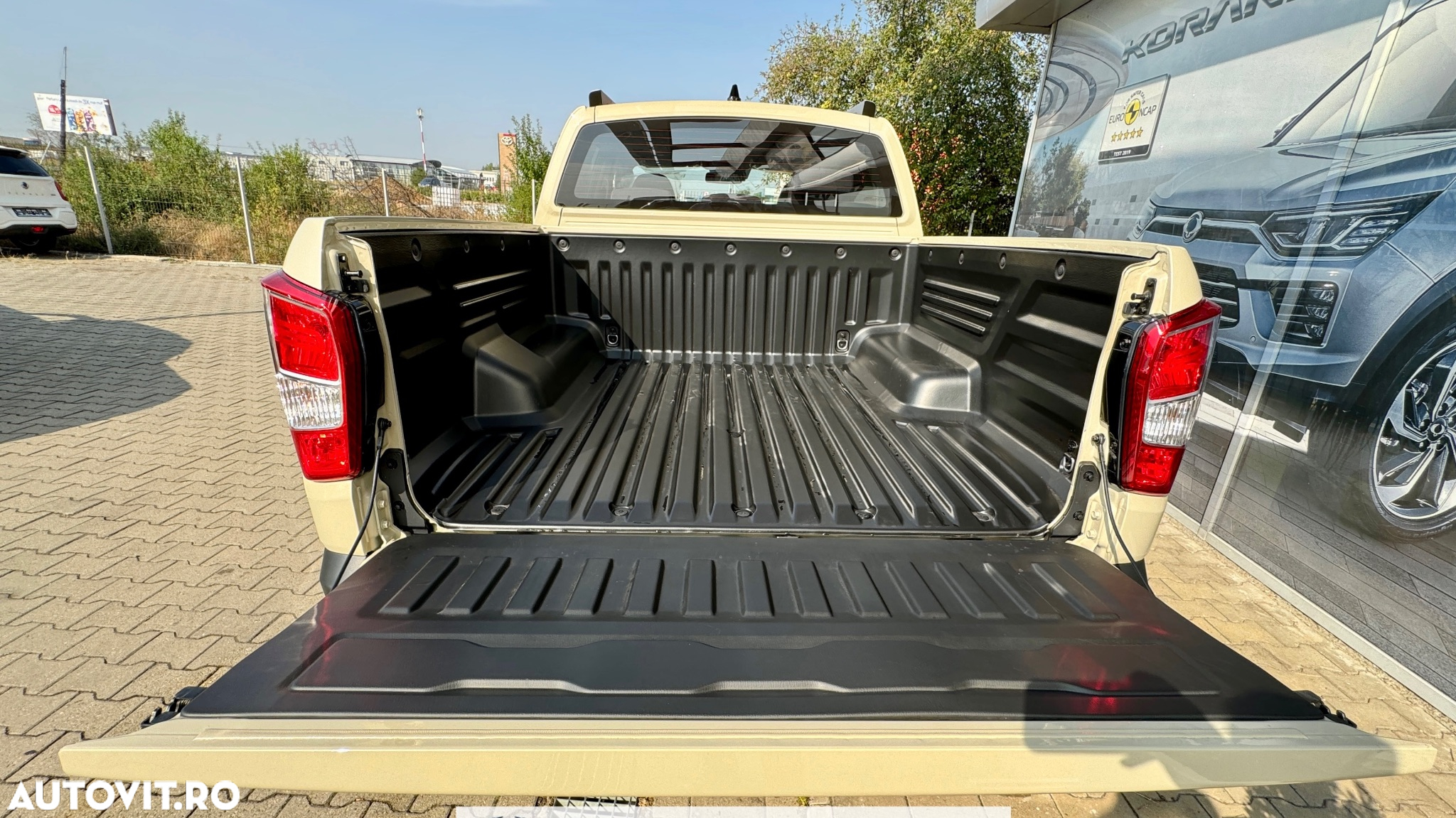 SsangYong MUSSO Grand 2.2 e-XDI 6AT Premium - 23