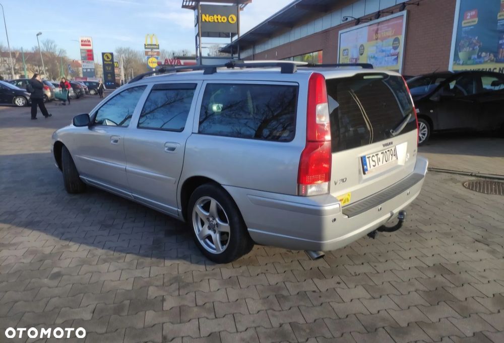 Volvo V70 D5 AWD DPF Kinetic - 6