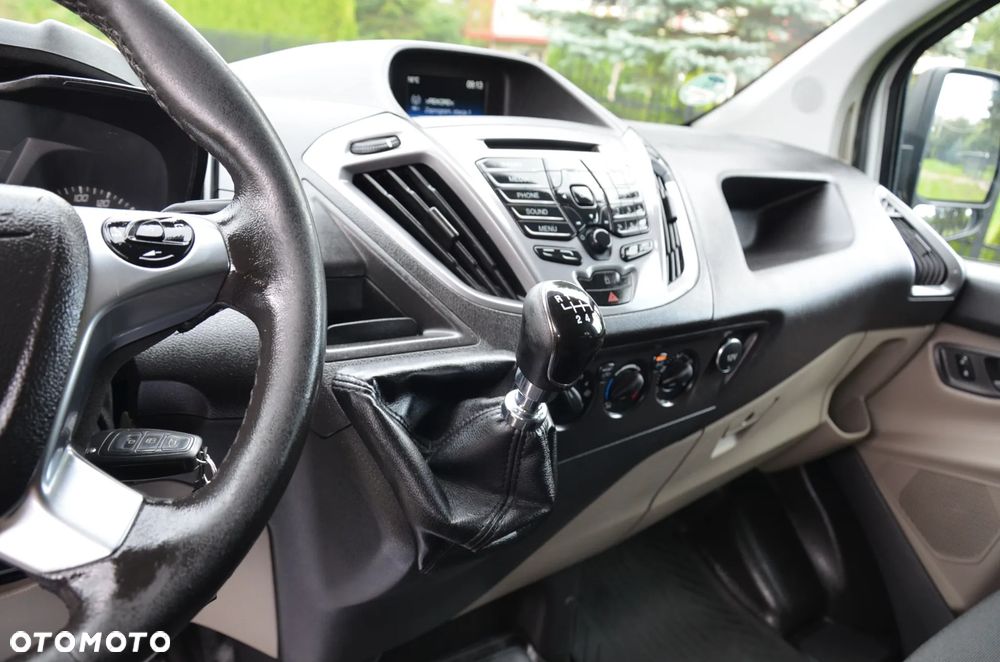 Ford TRANSIT CUSTOM - 20