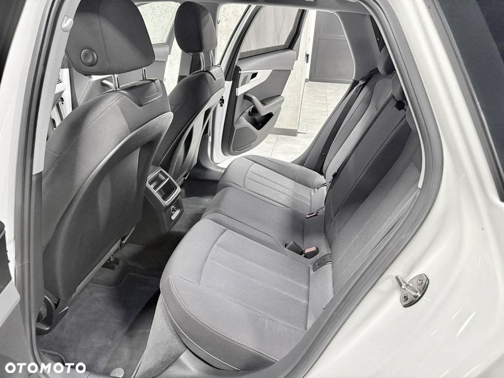 Audi A4 Avant 1.4 TFSI design - 29