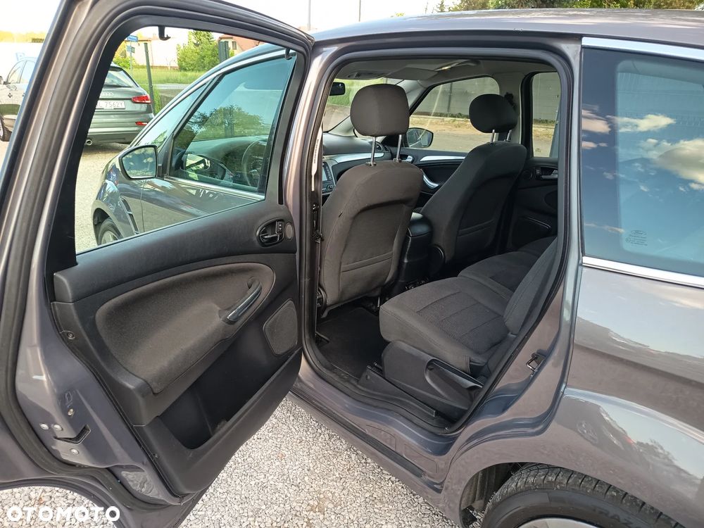 Ford S-Max 2.0 TDCi DPF Business Edition - 38