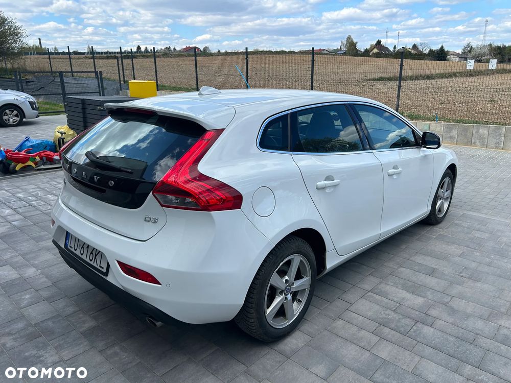 Volvo V40 D3 Geartronic Momentum - 6