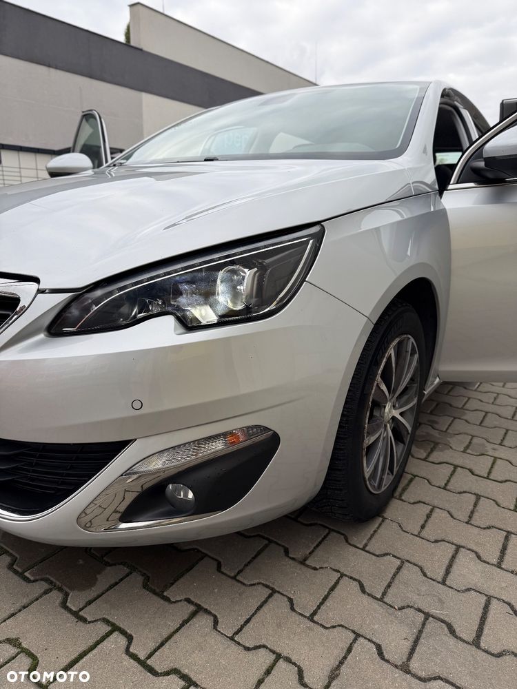 Peugeot 308 1.2 PureTech GPF Active S&S - 6