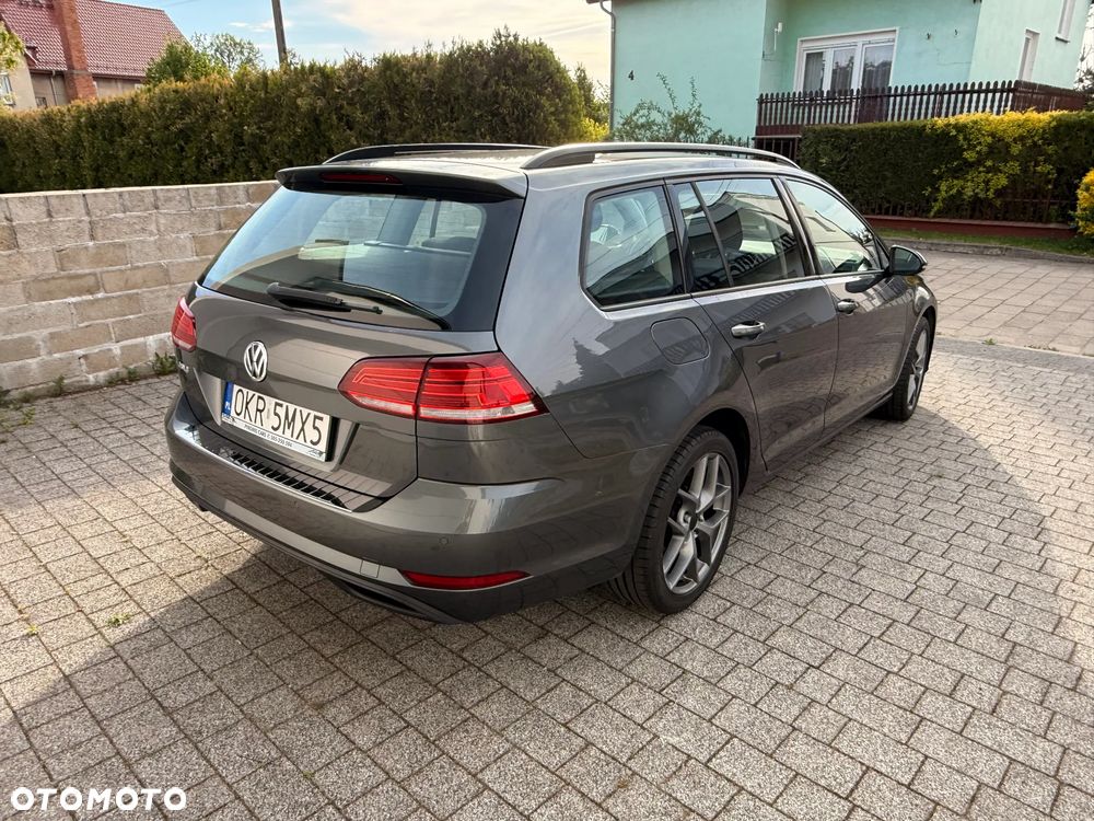 Volkswagen Golf 1.6 TDI BMT Comfortline - 11