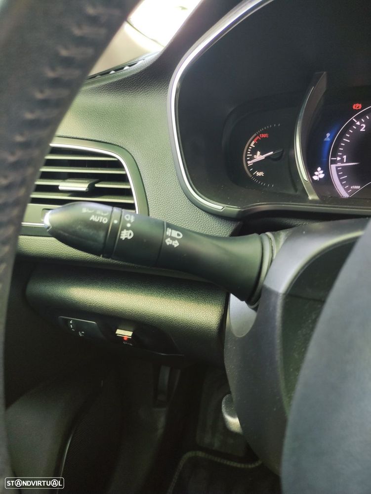 Renault Mégane 1.5 Blue dCi Limited - 17