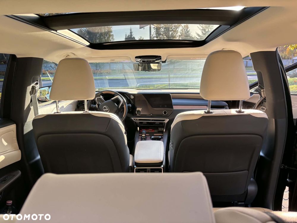 Lexus RX - 4