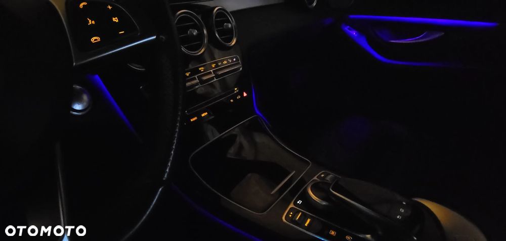 Mercedes-Benz GLC 250 d 4Matic 9G-TRONIC AMG Line - 16