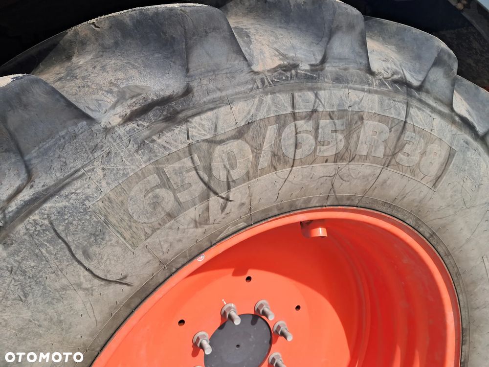 Kubota M7173 - 8