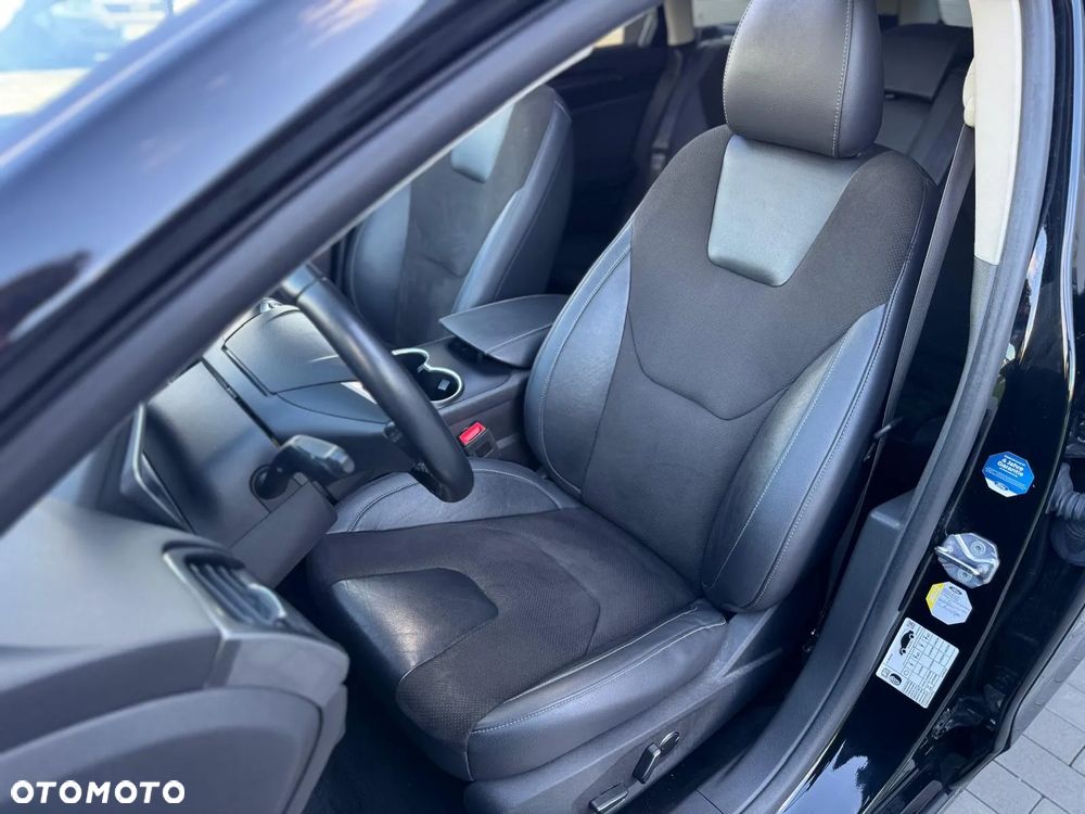 Ford Mondeo Turnier 2.0 Hybrid CVT - 24